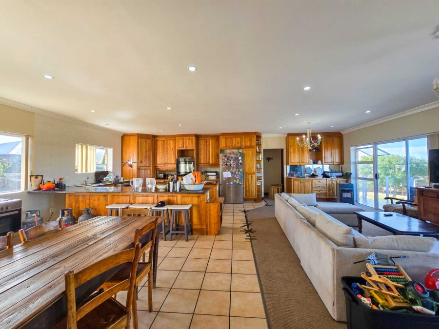 4 Bedroom Property for Sale in Stilbaai Wes Western Cape
